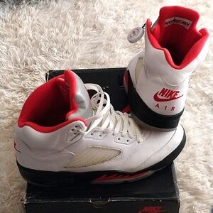 Nike Air Jordan Retro White OG 5s W/ Nike Air on back Size 12